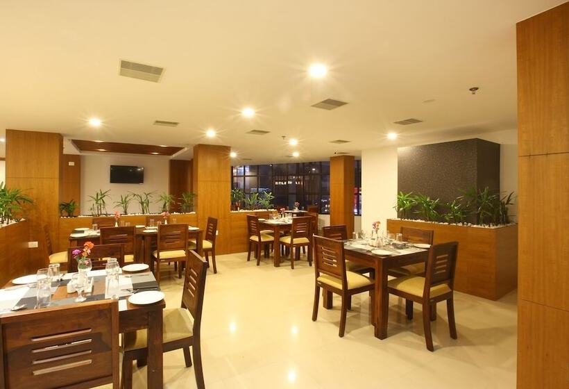 هتل Laimar Suites