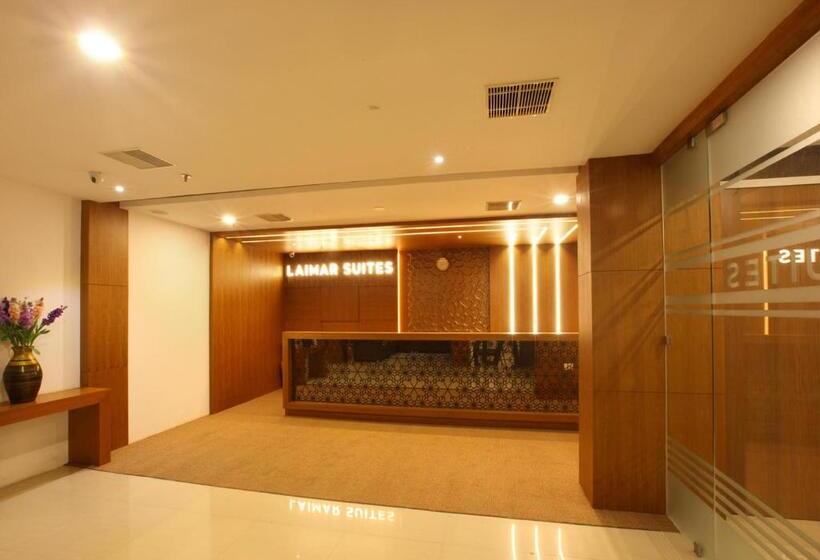 هتل Laimar Suites