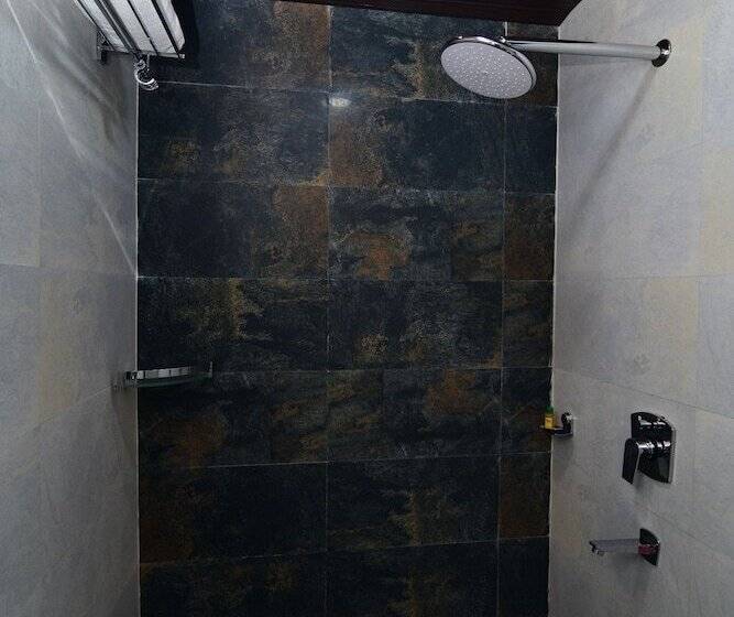 Отель Om Stay Well