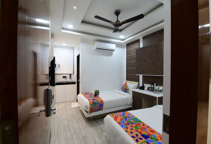 Отель Om Stay Well