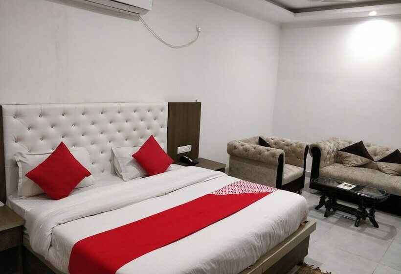 호텔 Oyo 24209 The Pearly Gate