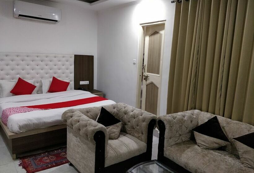 호텔 Oyo 24209 The Pearly Gate