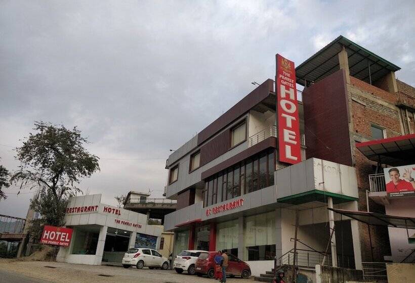 호텔 Oyo 24209 The Pearly Gate