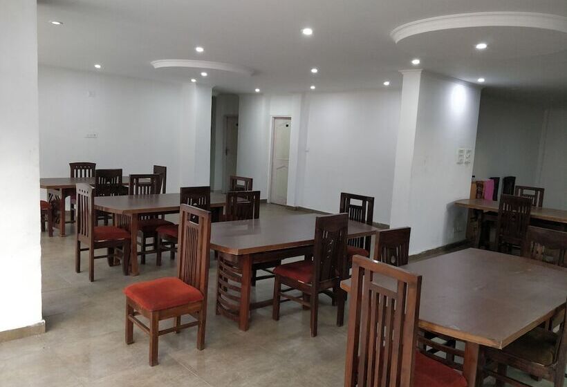 호텔 Oyo 24209 The Pearly Gate