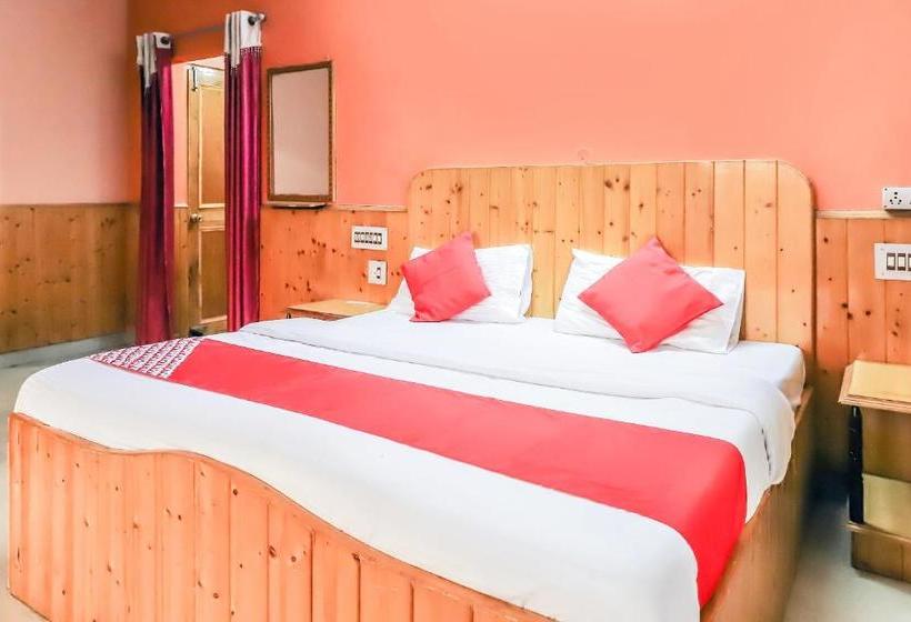 Отель Oyo 24927 Himgiri Resort