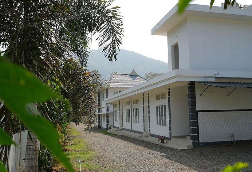 Hotel Oyo 26964 Palm View Residency