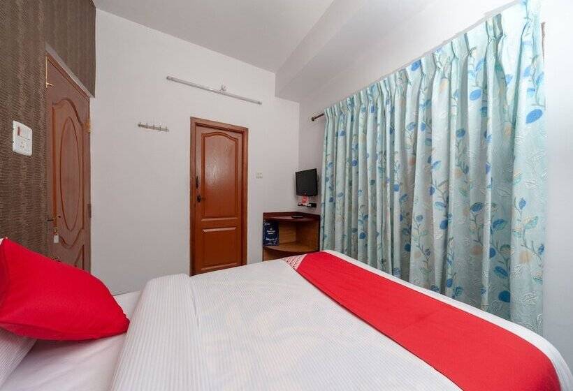 Oyo 16645 Hotel Grand Palace