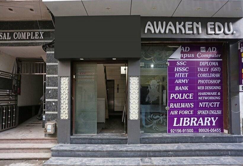 Oyo 17280 Hotel Shivaay