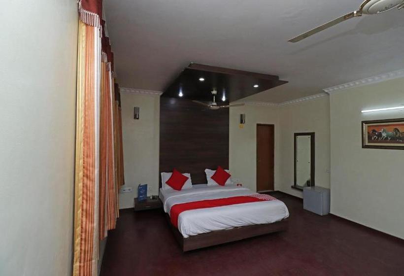 Oyo 28063 Hotel Bombay Jewel Palace