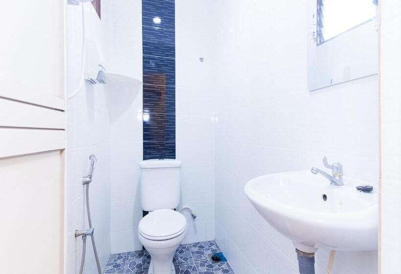 Oyo 746 Hotel Comfort