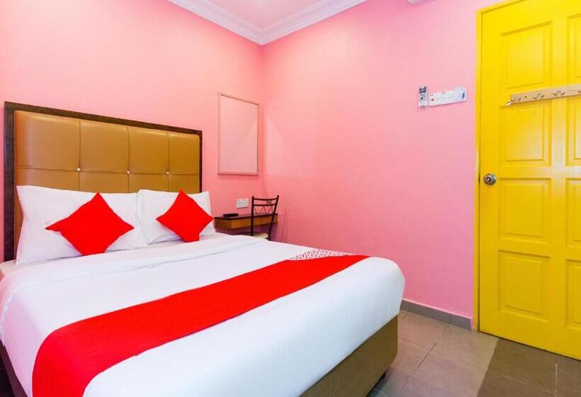 Oyo 746 Hotel Comfort