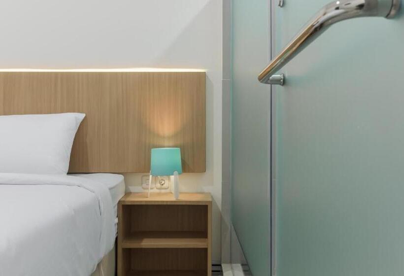 펜션 Reddoorz Near Mall Ska Pekanbaru