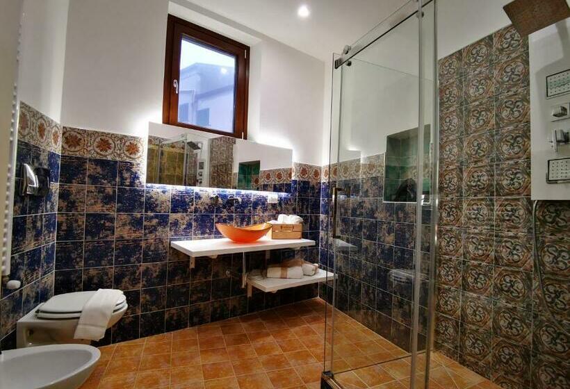 펜션 Suiteinncentro Dimora Storica