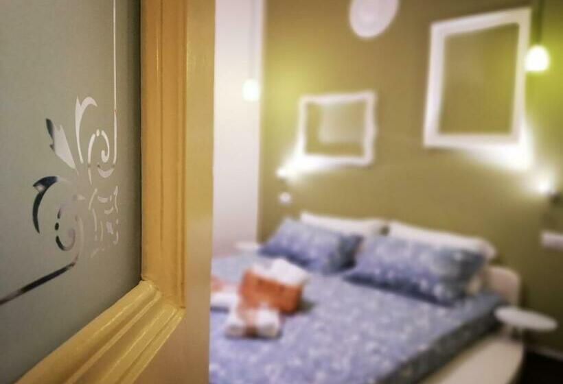 펜션 Suiteinncentro Dimora Storica