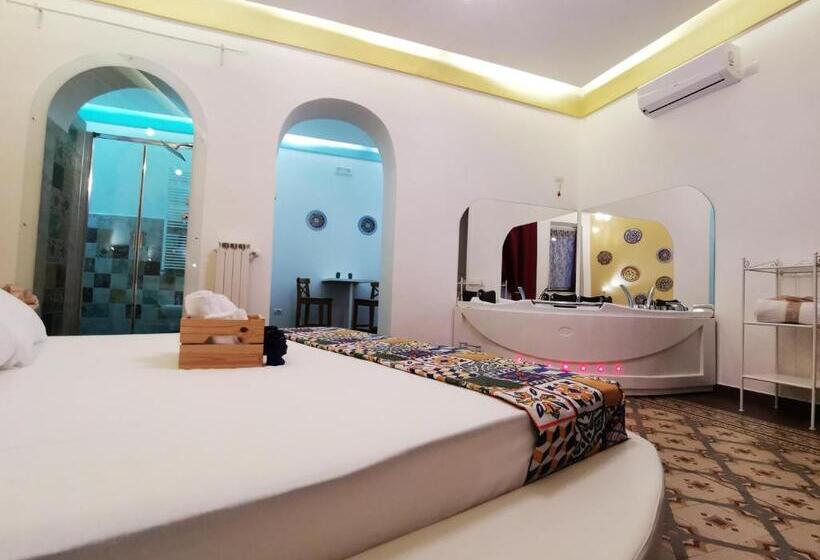 펜션 Suiteinncentro Dimora Storica