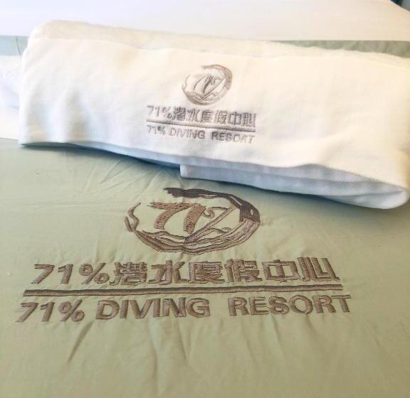 71% Diving Resort