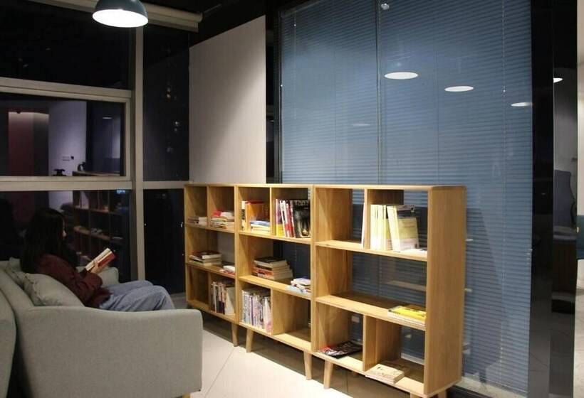 Hangzhou Infinity Youth Hostel