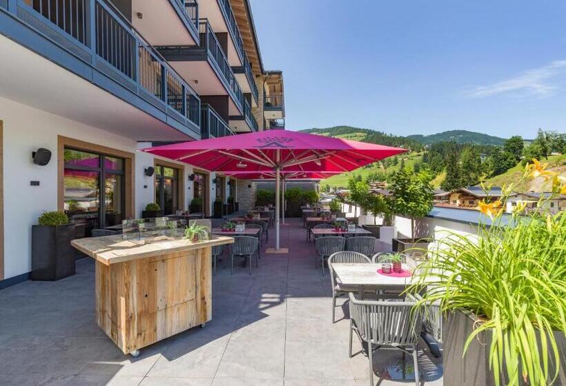 호텔 Adapura Wagrain