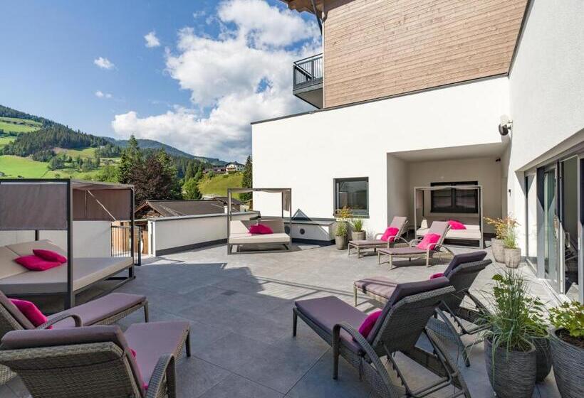 호텔 Adapura Wagrain