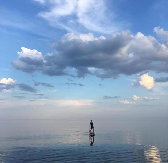 בית מלון כפרי Auberge Café Acadien