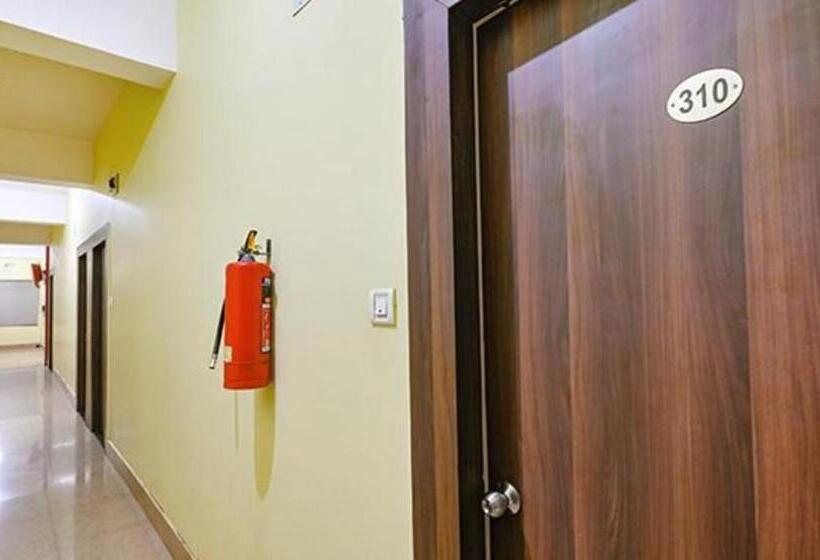 Fabhotel Triple Tree Bhubaneswar Railway Station