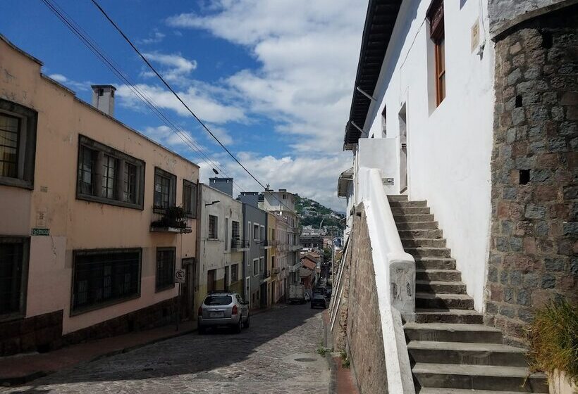 هتل Casa Francisco