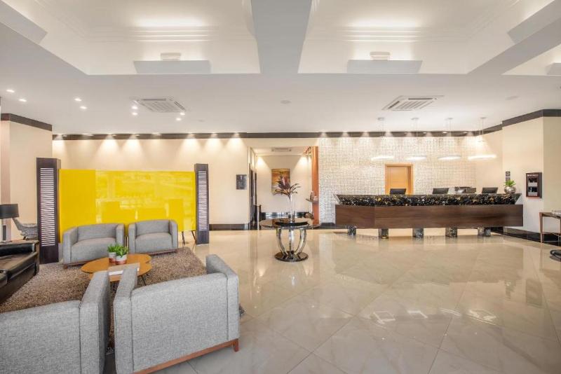 ホテル Intercity Itupeva