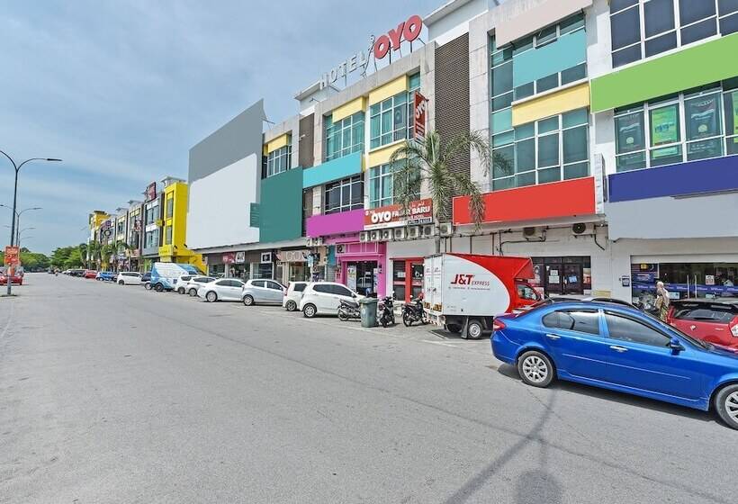 酒店 Oyo 768 Fajar Baru Boutique