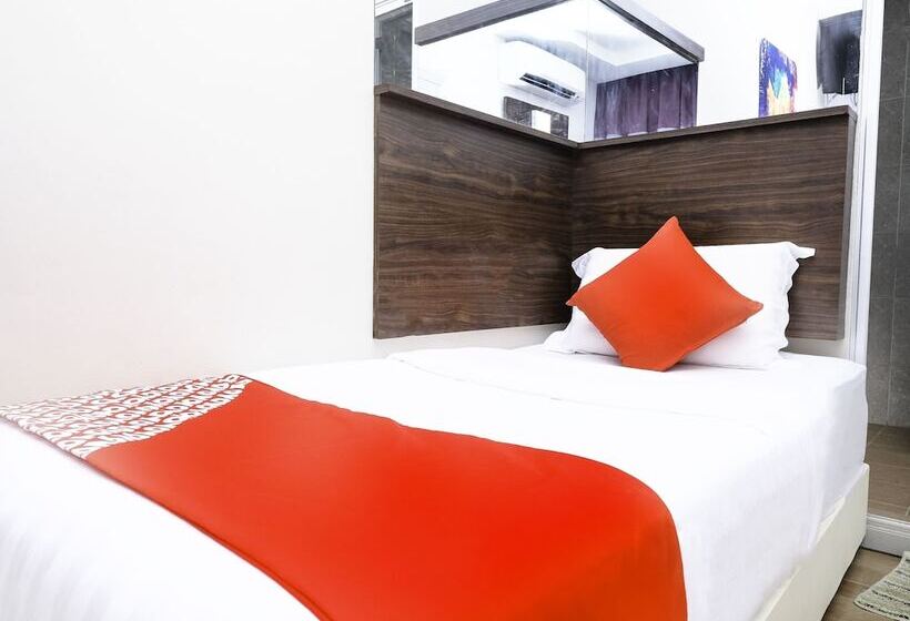 Отель Oyo 768 Fajar Baru Boutique