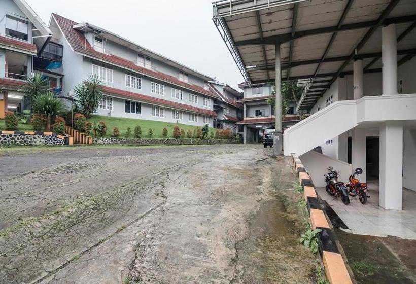 酒店 Reddoorz Syariah Near Taman Wisata Matahari