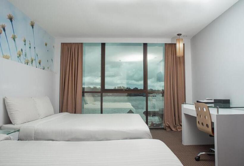 فندق Capital O 90083 Riverfront Inn