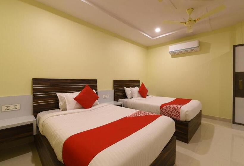 Oyo 27635 Hotel Haripriya