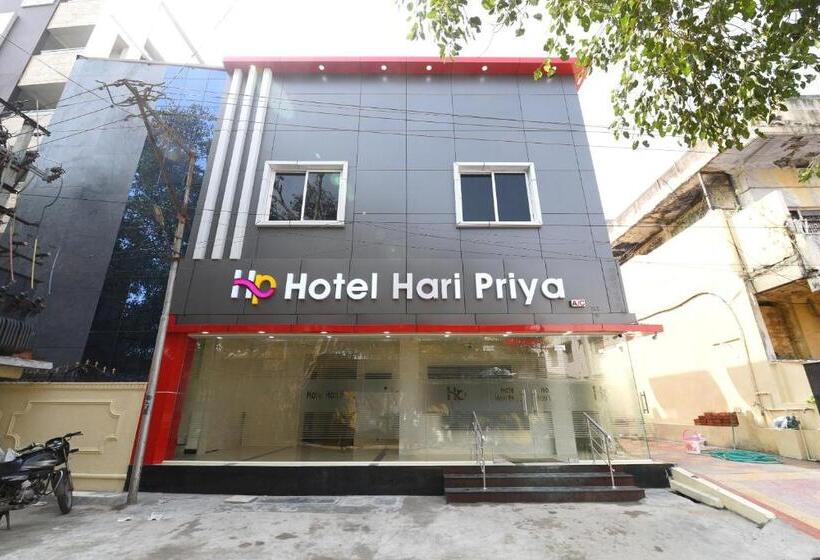 Oyo 27635 Hotel Haripriya
