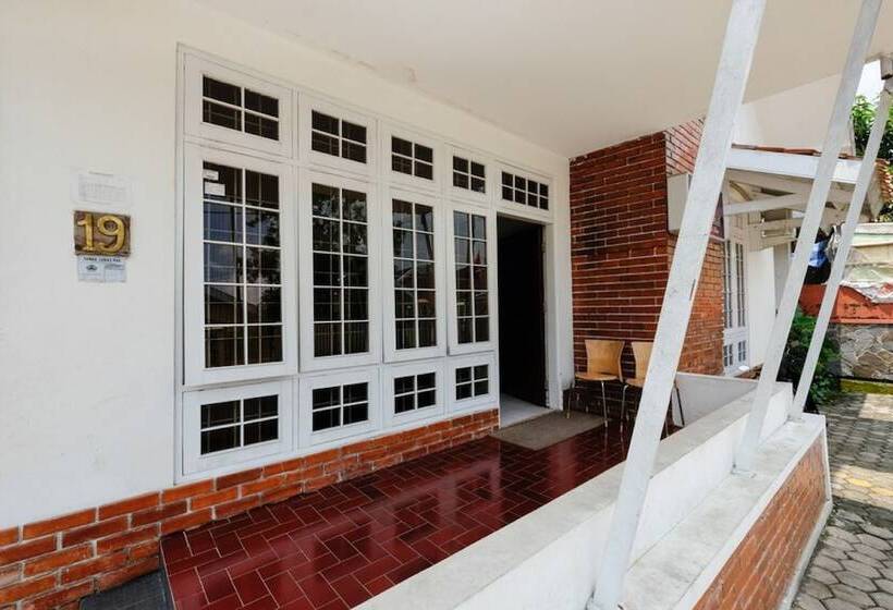 膳宿费 Reddoorz Near Moro Mall Purwokerto