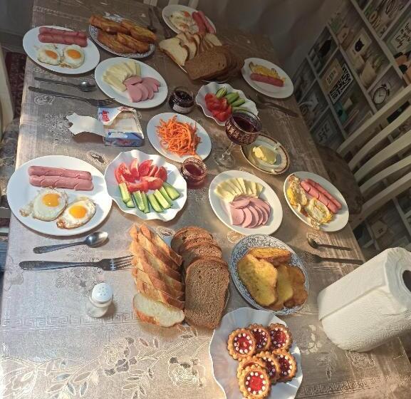 تختخواب و صبحانه Guest House Nuri