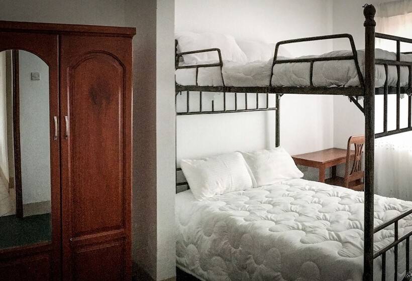 تختخواب و صبحانه Mama Wilsen House