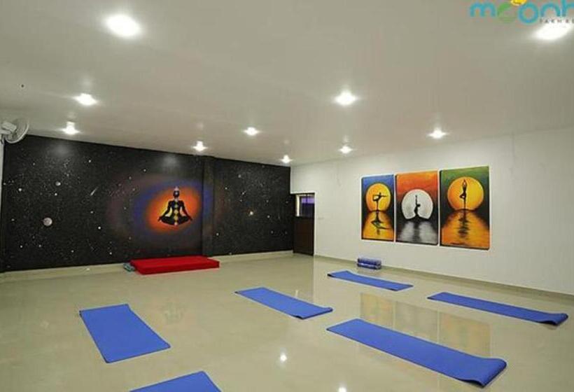 Fabhotel Prime Moon Hill Resorts