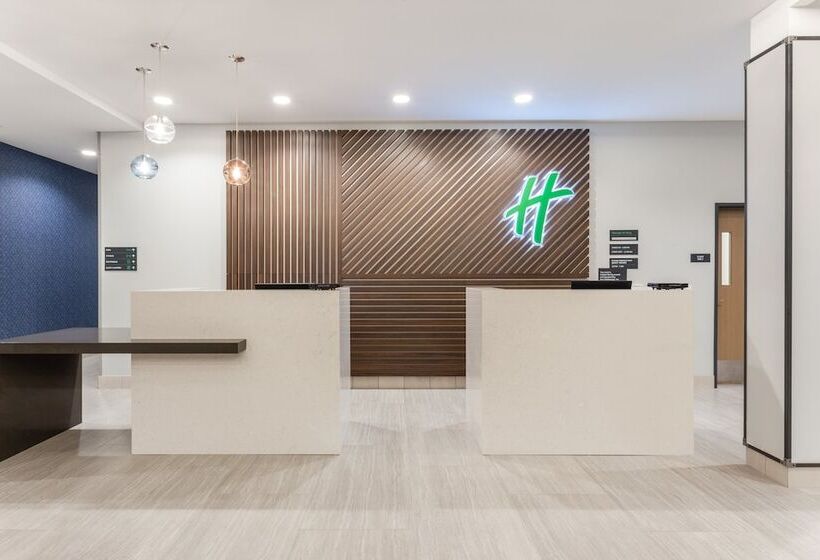 فندق Holiday Inn & Suites Cedar Falls Waterloo Event Ctr, An Ihg