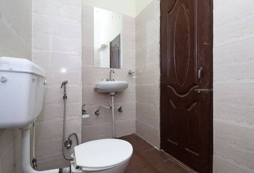 בית מלון כפרי Oyo 22298 Mannat Farms