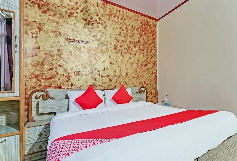 فندق Oyo 24244 Chamunda View