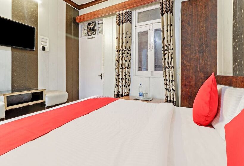 فندق Oyo 24244 Chamunda View