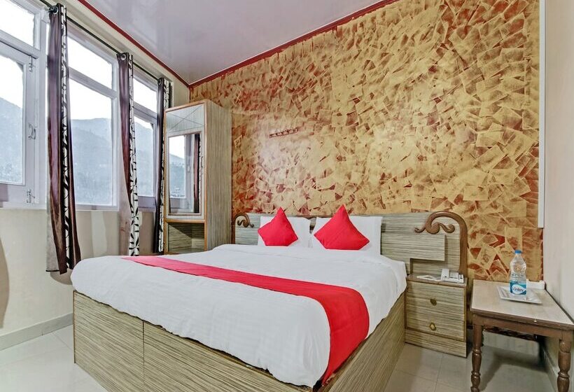 فندق Oyo 24244 Chamunda View