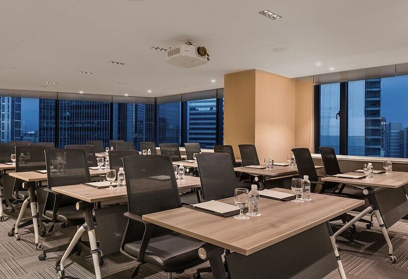 ホテル Seda Residences Makati