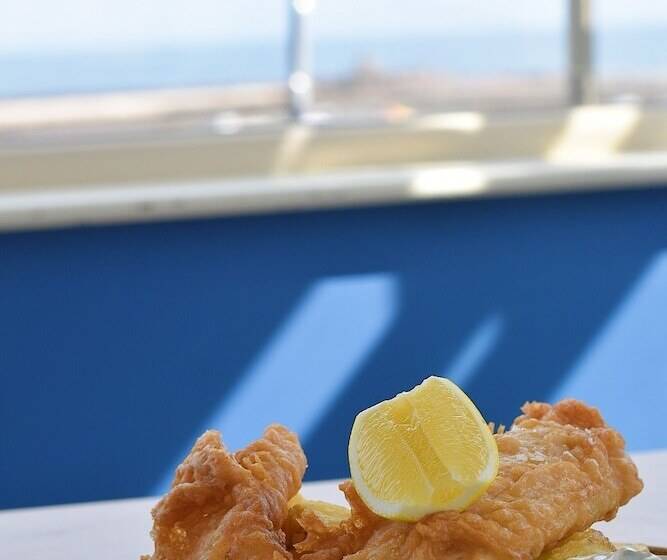 فندق The Olde Ship Inn