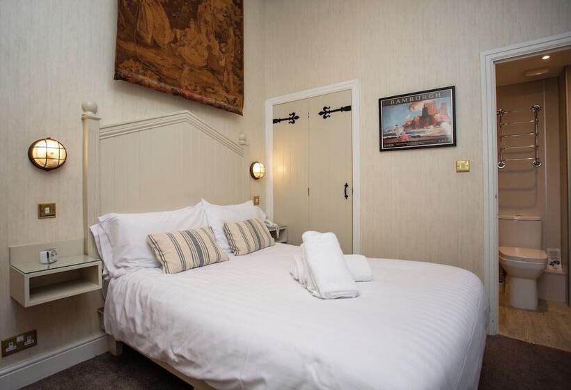 فندق The Olde Ship Inn