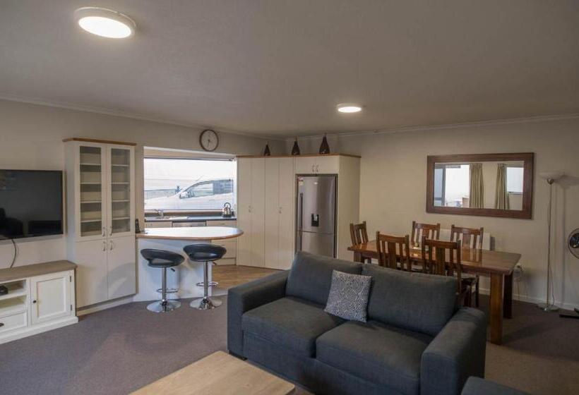 מוטל Panorama Motor Lodge