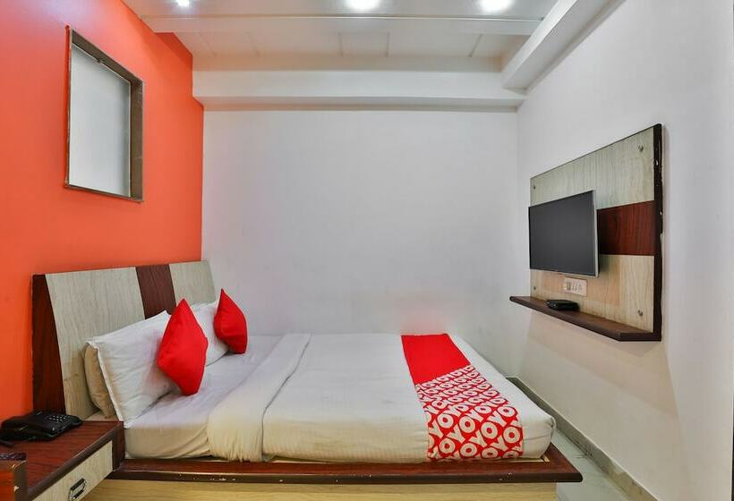 Oyo 22574 Hotel Deep Palace
