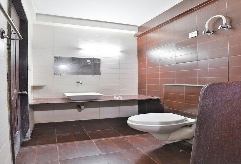 Oyo 22574 Hotel Deep Palace