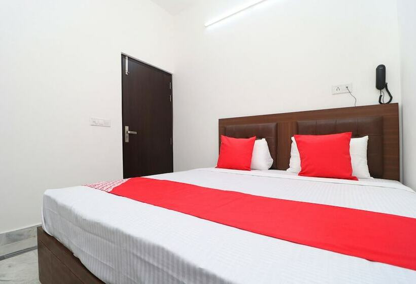 Oyo 24029 Hotel P Grand