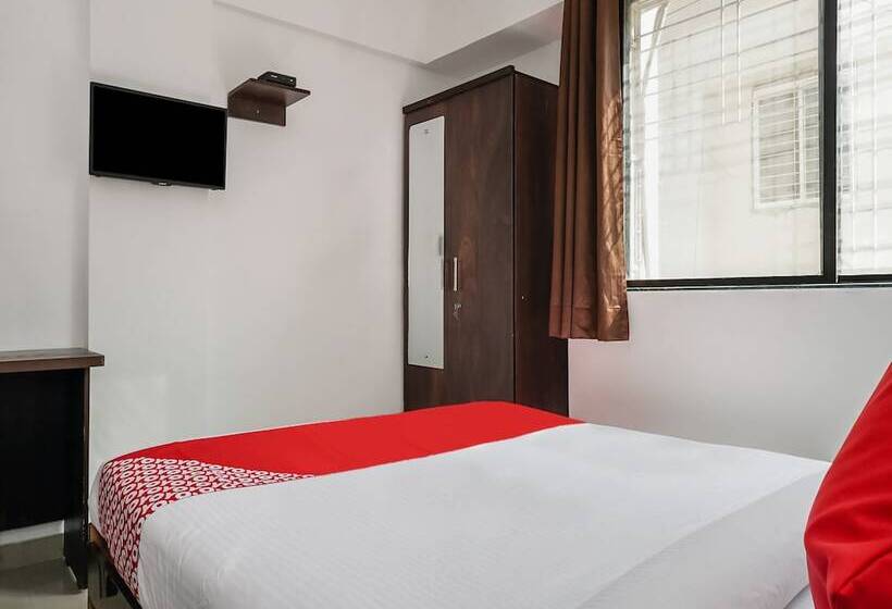 Oyo 24143 Flagship Hotel Blue Orchid